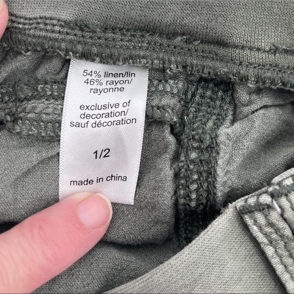 Maurices Women’s Linen Blend Mid Rise Shorts Hunter Green - Picture 10 of 14